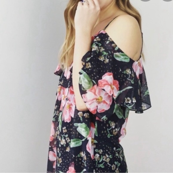 CABI 5220 Cold Shoulder Cami Fairy Tale Floral Whimsygoth Ruffled Blouse Blue - Picture 14 of 15